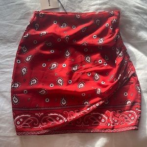 Superdown mini skirt xs NWT